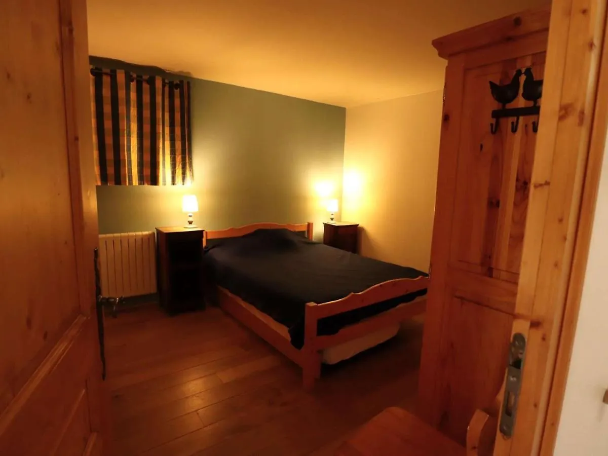 Chalet Familial Pour 10 Pers. A Proximite Des Pistes Et Commerces Avec Cheminee Et Wifi - Fr-1-342-232 Beaufort